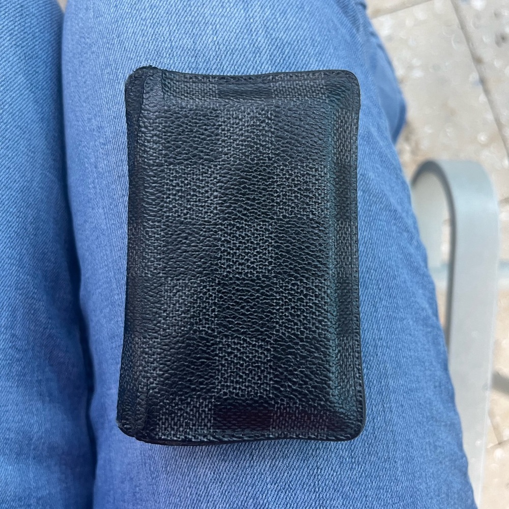 Used Authentic Louis Vuitton Mens Wallet